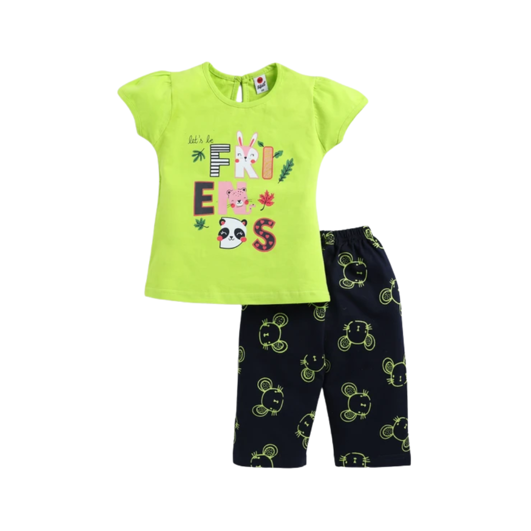 Kids_Apparel_745283